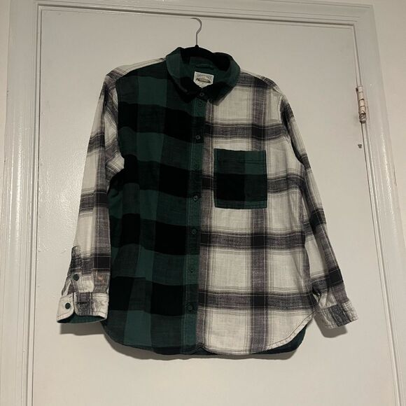 American Eagle Outfitters Tops - American Eagle 2-Pattern Flannel Shirt | Size M | Button-Up Plaid